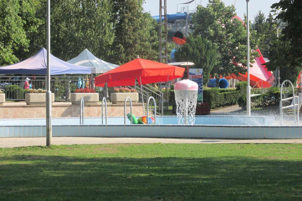 Patak-Party Apartmanok Bogacs Luaran gambar